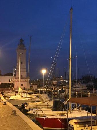 Rimini Lighthouse Easy Comfort Apartment Ngoại thất bức ảnh